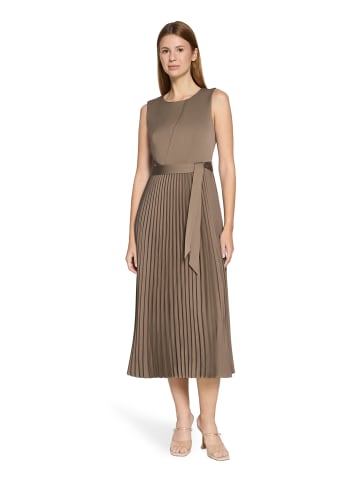 Vera Mont Abendkleid in mocca - 0001