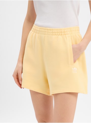 adidas Originals Shorts in mais - 0001