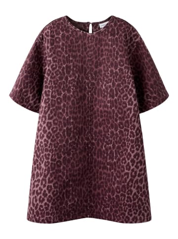 name it Kleid in Burgundy