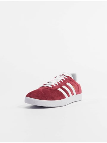 adidas adidas in burgundy/footwear white