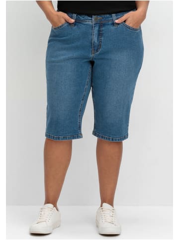 sheego Schmale Jeans-Bermuda in blue Denim