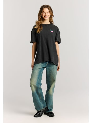 Protest " PRTBentes in True Black