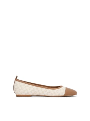 Kazar Ballerinas in Off-white