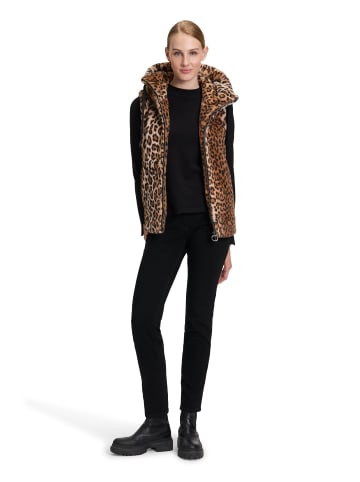 Betty Barclay Weste in camel braun - 0001