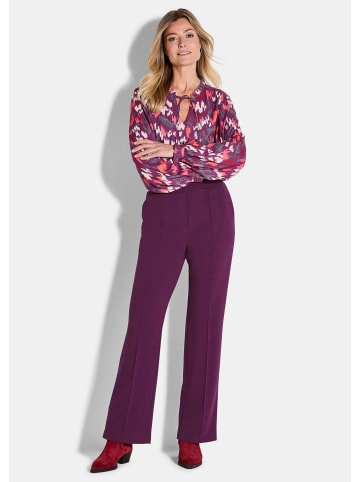 GOLDNER Weite Stoffhose VERA mit Biesen in beere