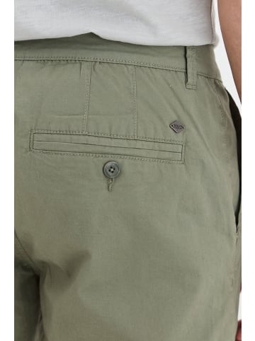 !SOLID Chinoshorts SDTitian in Grün