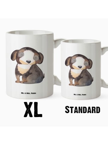 Mr. & Mrs. Panda Tasse Hund Entspannen ohne Spruch in Weiß