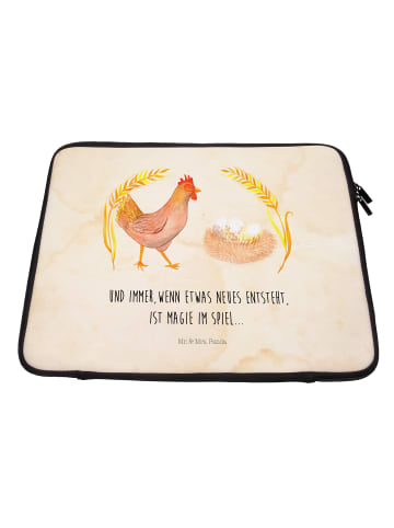 Mr. & Mrs. Panda Laptop Tasche Huhn Stolz mit Spruch in Vintage
