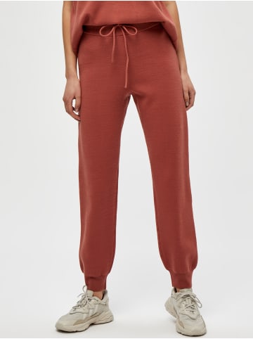 DESIRES Hose in Burnt Red