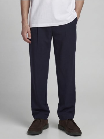 Aprel Chino Hose in Dark Navy 1