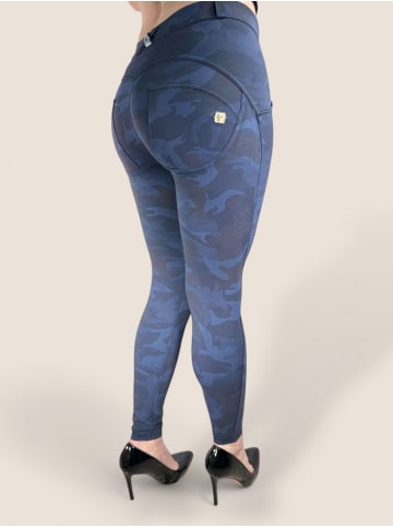 FREDDY WR.UP Push Up Hose 7/8-Länge in Camouflage Blau