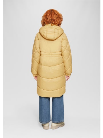 QS Outdoor-Mantel in 1602_goldgelb