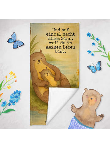 Mr. & Mrs. Panda Badetuch Otter Kind Design mit Spruch in Weiß