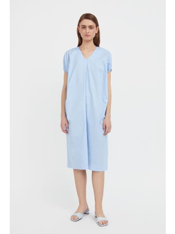 Finn Flare Kleid Easy V in light blue