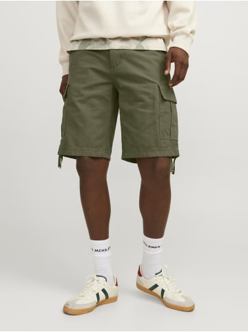 Jack & Jones Cargo Shorts in Olive Night