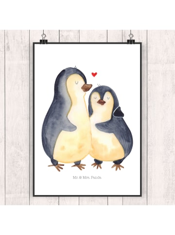 Mr. & Mrs. Panda Wandposter Pinguin umarmen ohne Spruch in Weiß