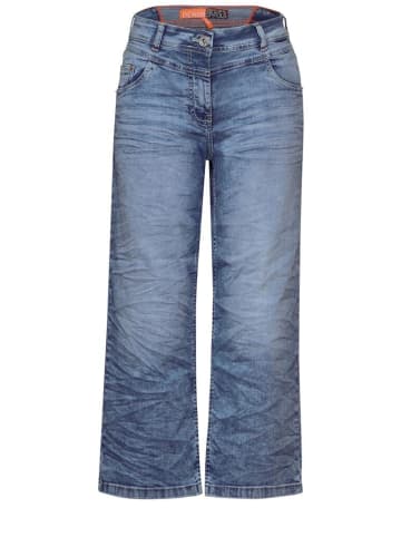 Cecil Capri in light blue washed