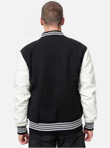 Lonsdale Jacke "Waterstein" in Schwarz