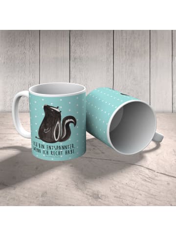 Mr. & Mrs. Panda Kindertasse Stinktier Sitzen mit Spruch in Türkis Pastell