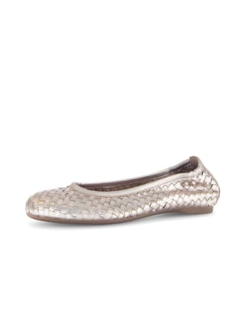 Gabor Elegante Ballerinas in gold