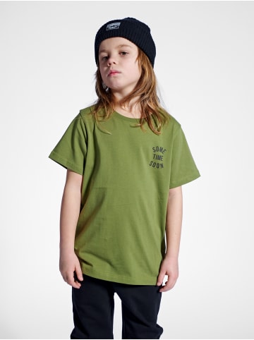 Sometime Soon Sometime Soon T-Shirt Stmrevolution Unisex Kinder in OLIVE BRANCH