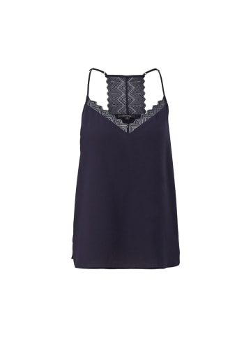 comma Top in Blau