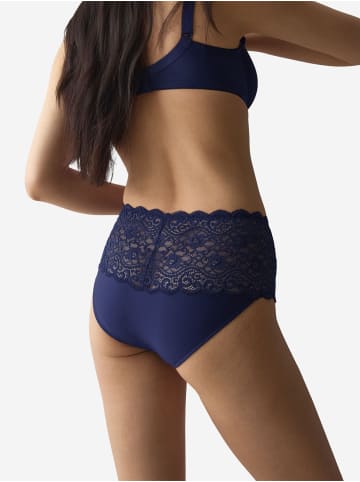 Triumph Maxislip Red Label Amourette in Admiral