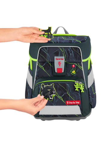 Step by Step MAGIC MAGS Danger Cat Chiko Applikationen in Grün