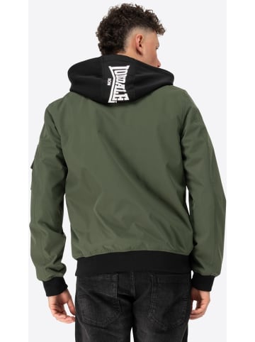 Lonsdale Jacke "Shalford Jacke Mit Kapuze Schmale Passform" in Grün