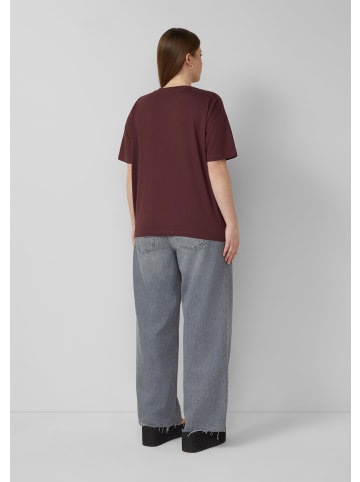 QS T-Shirt in 49D1_bordeaux