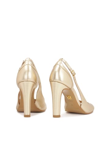 Kazar Pumps in Gold