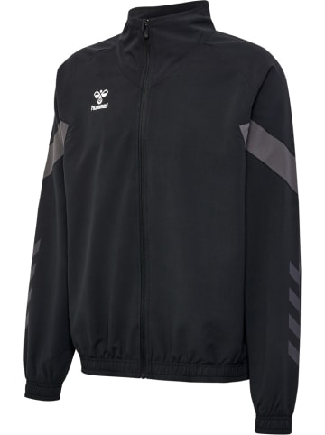 Hummel Trainingsjacke "Hmltravel Woven Jacket" in Schwarz