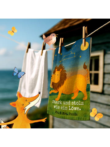 Mr. & Mrs. Panda Handtuch Sternzeichen Löwe Design mit Spruch in Weiß