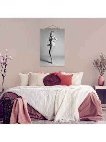 WALLART Stoffbild mit Posterleisten - Dessous Modell in Grau