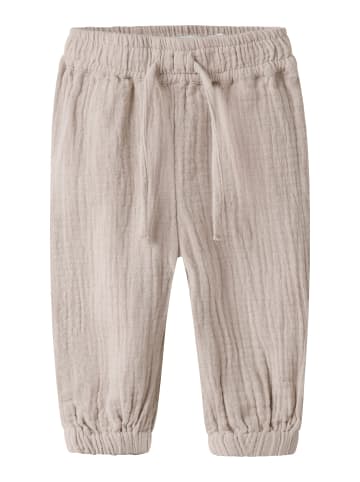 name it Hose in Chateau Gray
