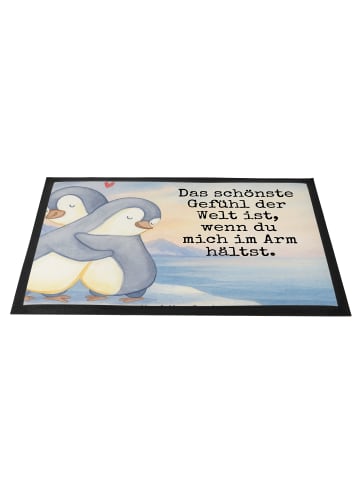 Mr. & Mrs. Panda Fußmatte Pinguine Kuscheln Design mit Spruch in Weiß