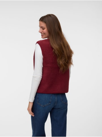 Vero Moda Teddyfell Weste in Biking Red