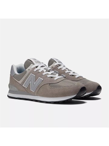 New Balance Sneaker Low in Grau/Weiß