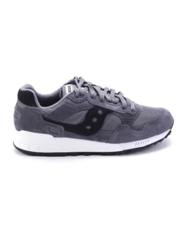 Saucony Turnschuhe Shadow in Grau
