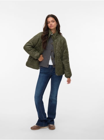 Vero Moda Steppjacke in Grape Leaf