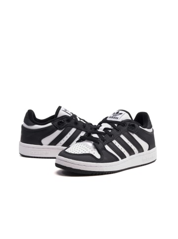 adidas Turnschuhe in core black/core white/core black