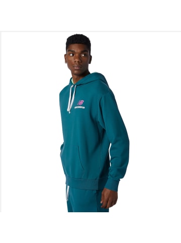 New Balance New Balance Athletics Clash Hoodie in Blau