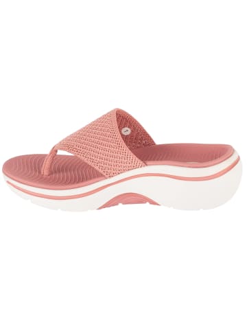 Skechers Skechers Go Walk Arch Fit 2.0 Sandal - Carrie in Rosa