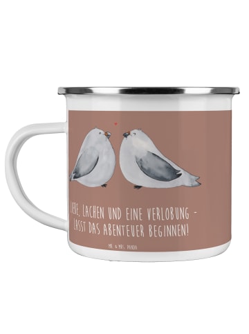 Mr. & Mrs. Panda Kaffeebecher Verlobungsfeier Abenteuer mit Spruch in Braun Pastell