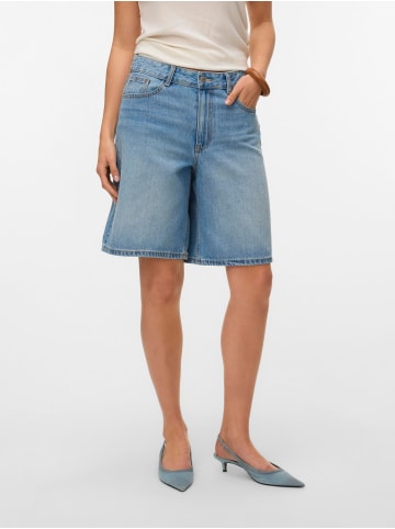 Vero Moda Bermuda Shorts in Light Blue Denim