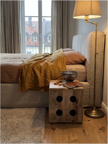 KADIMA DESIGN Sitzhocker quadratisch, Massivholz, handgefertigt, fertig montiert