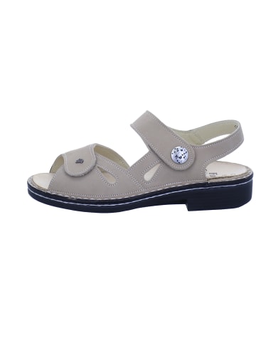 Finn Comfort Sandale in beige