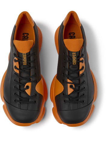 Camper Sneaker " Karst " in Orange / Schwarz