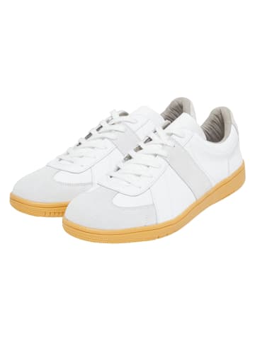 Brandit Brandit in white