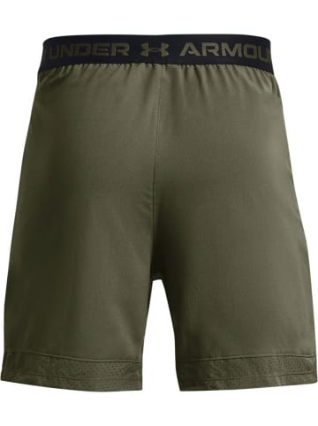 Under Armour Sportshorts "Ua Vanish Woven 6In Shorts" in Grün